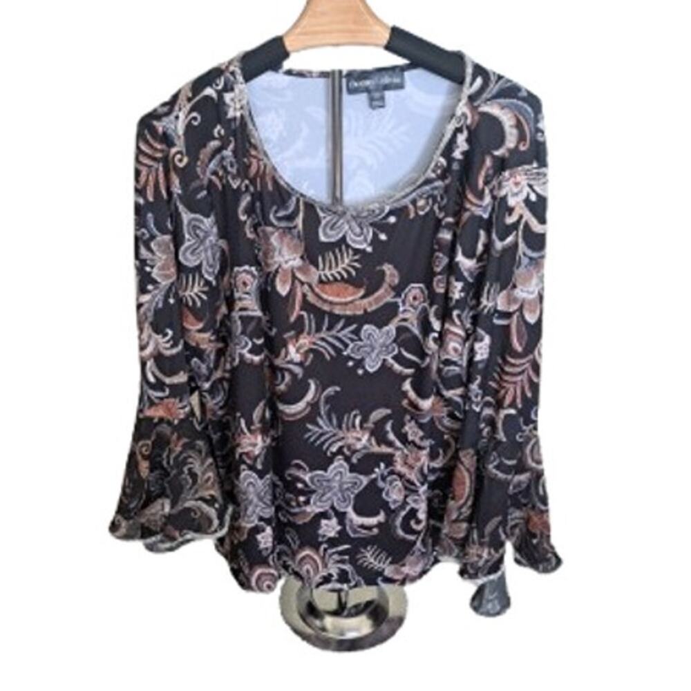 Thomas & Olivia Black Paisley Floral Bell Sleeve Top Metallic Trim Size 2x NWT - Picture 2 of 15